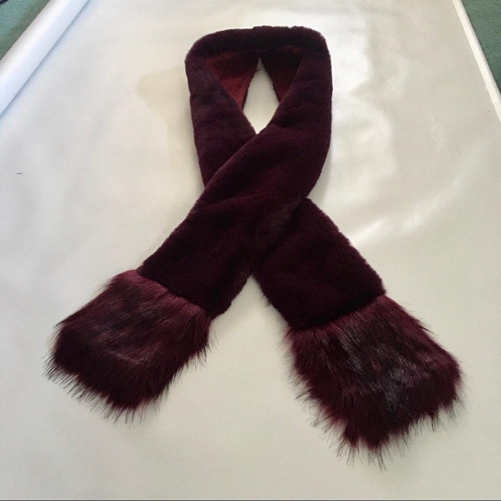 A/C-FAUX FUR SCARF
